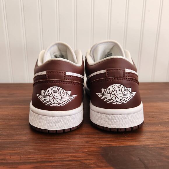 BRAND‎ NEW JORDAN 1 LOW MOCHA SIZE 7 - Picture 9 of 10